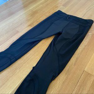 Black Capri Crop Leggings